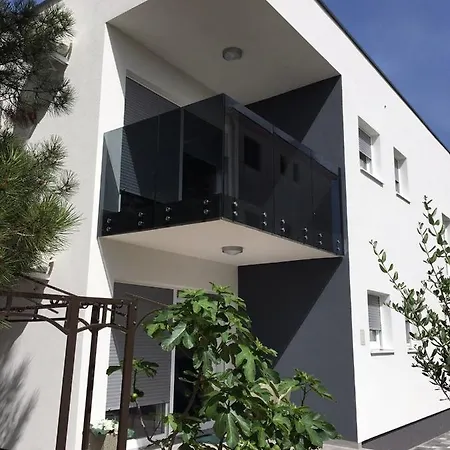 Apartament Eden Mulo Vrsi